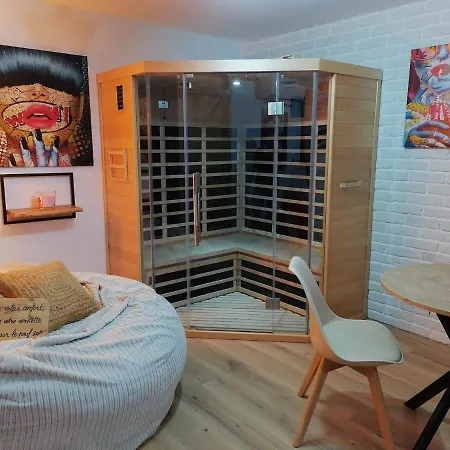 Maison Dco Pop Et Chaleureuse Avec Spa, Sauna * كاليه