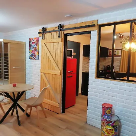 Maison Dco Pop Et Chaleureuse Avec Spa, Sauna