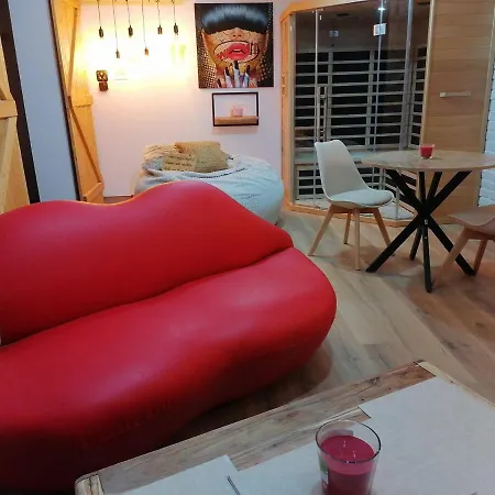 Maison Dco Pop Et Chaleureuse Avec Spa, Sauna Calais