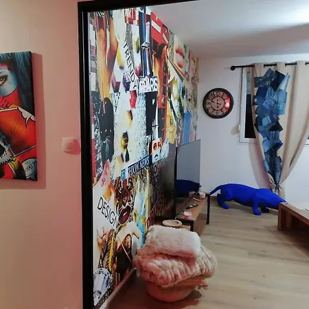 بيت للعطل Maison Dco Pop Et Chaleureuse Avec Spa, Sauna *