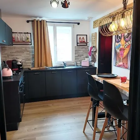 بيت للعطل Maison Dco Pop Et Chaleureuse Avec Spa, Sauna