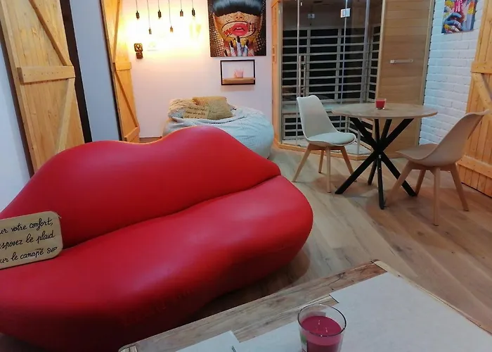 Maison Dco Pop Et Chaleureuse Avec Spa, Sauna Calais